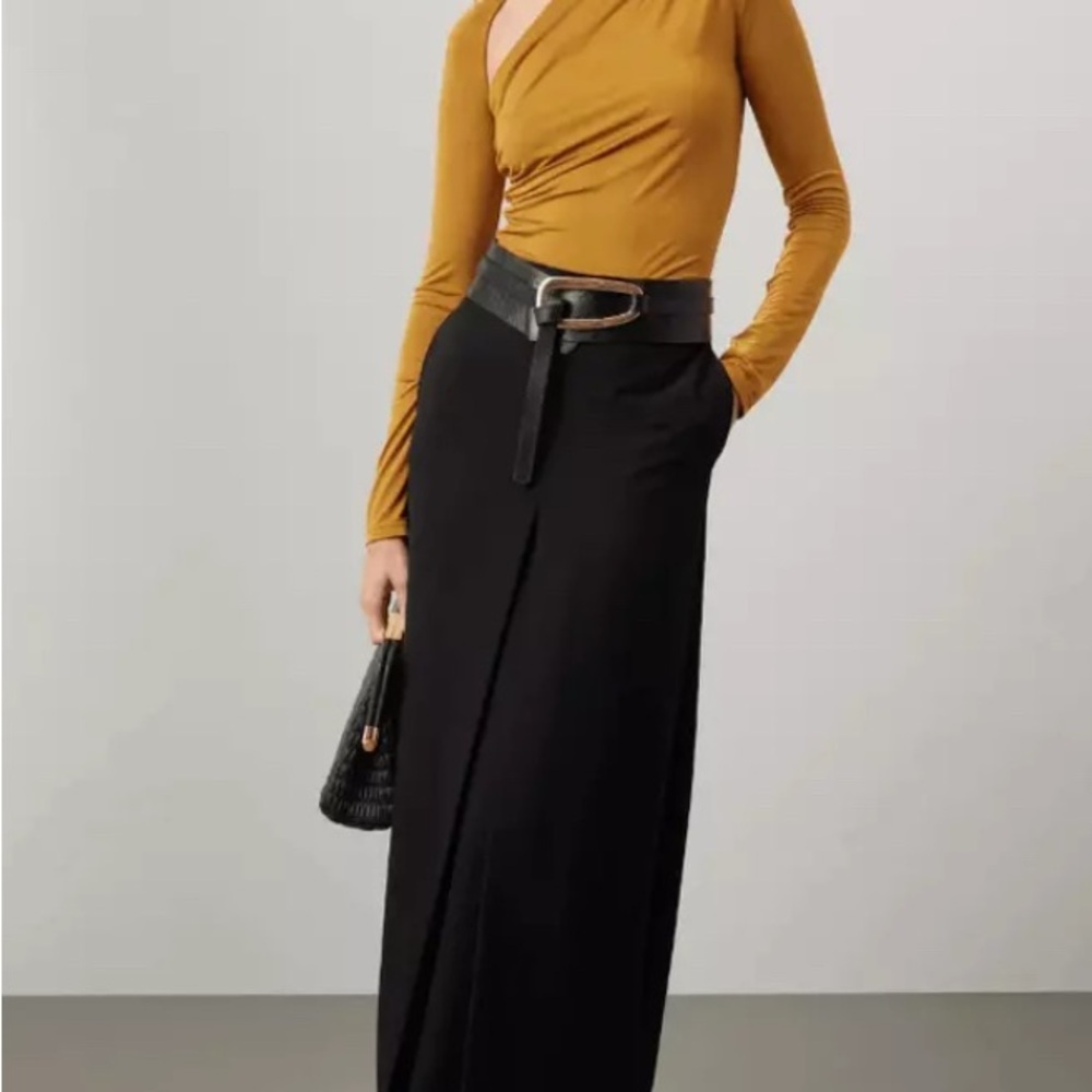 Asymmetric Ruched Long-Sleeve Jersey Top Elegant Mustard One-Shoulder Top SZ-10